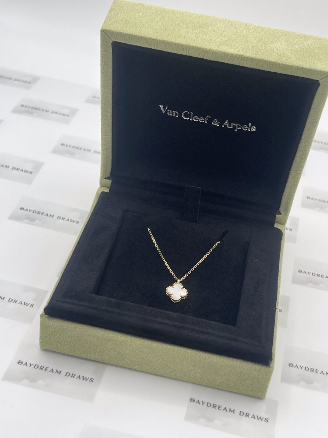 VAN CLEEF & ARPELS SWEET ALHAMBRA PENDANT (RRP£1,430)