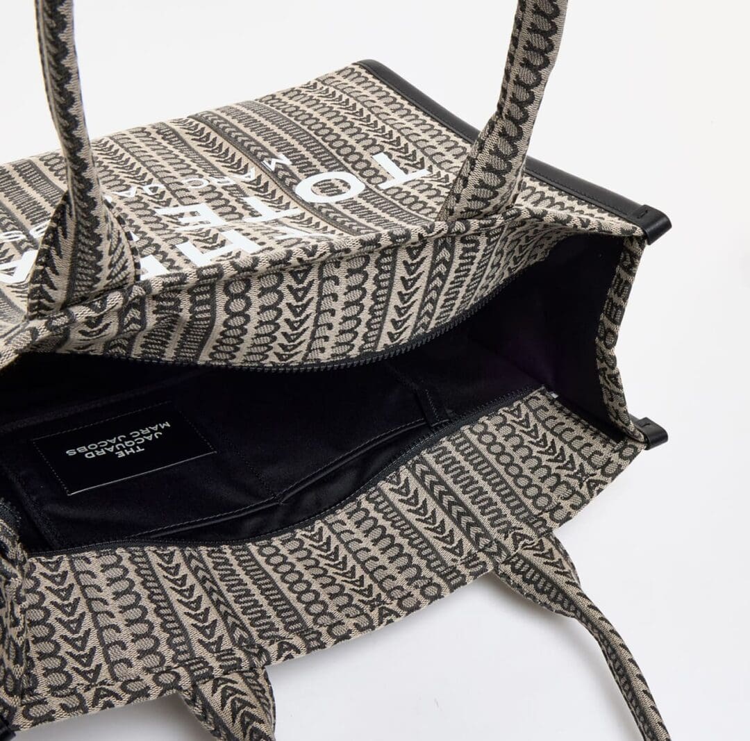 MARC JACOBS MULTICOLOUR PATTERNED LARGE THE TOTE BAG (RRP £375) *PLUS INSTANT WINS* - Image 4