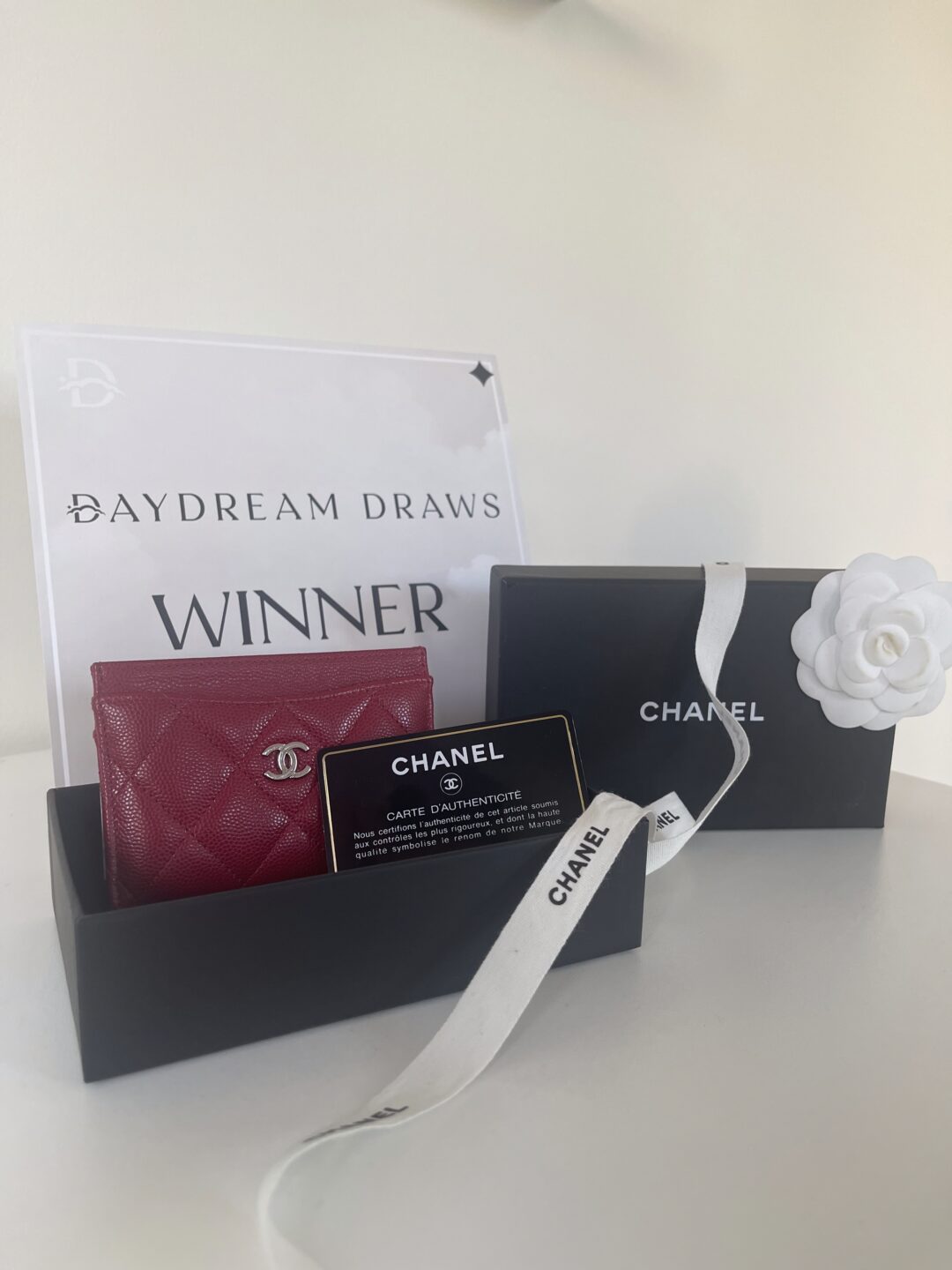 Win Designer Items Instantly! - Image 3